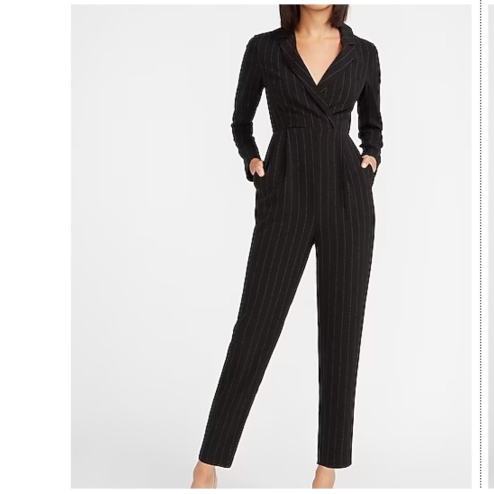 NWT Express Pinstripe Jumpsuit Size 6